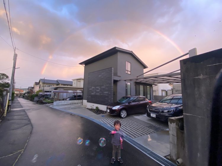 ハウスクラフトの暮らし「雨上がりにシャボン玉」